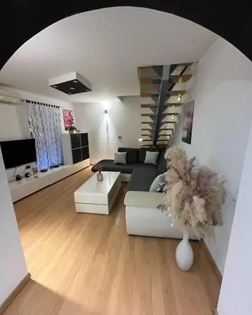 Apartma Sia アパート *