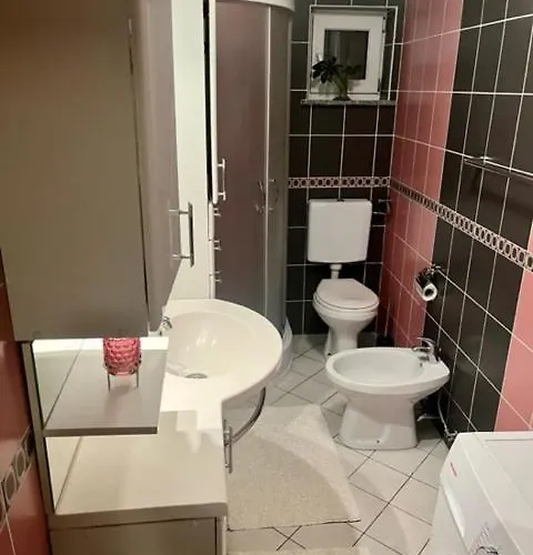 アパート Apartma Sia