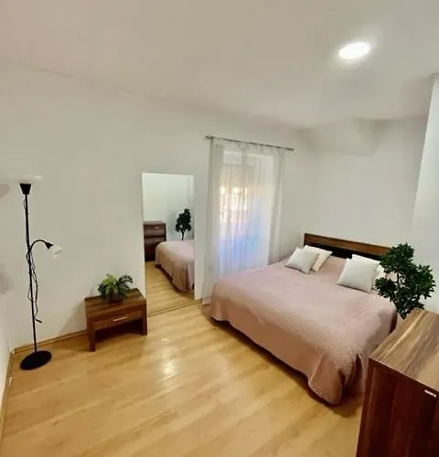 アパート Apartma Sia